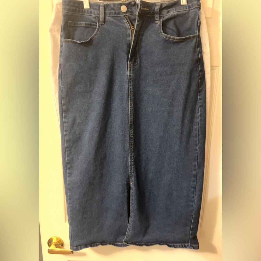 SHEIN Dark Blue Curvy Denim Skirt